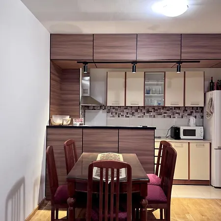Апартаменты 2 Bedrrooms -Cozy Skopje Retreat Скопье